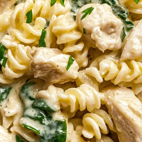 When it comes to comfort food, few dishes can rival the heartwarming allure of creamy pasta. One standout recipe that has captured the hearts (and appetites) of many is Creamy Garlic Butter Chicken & Rotini in Parmesan Sauce. This dish combines tender chicken, al dente rotini pasta, and a rich, velvety sauce that brings together the bold flavors of garlic, butter, and Parmesan cheese.